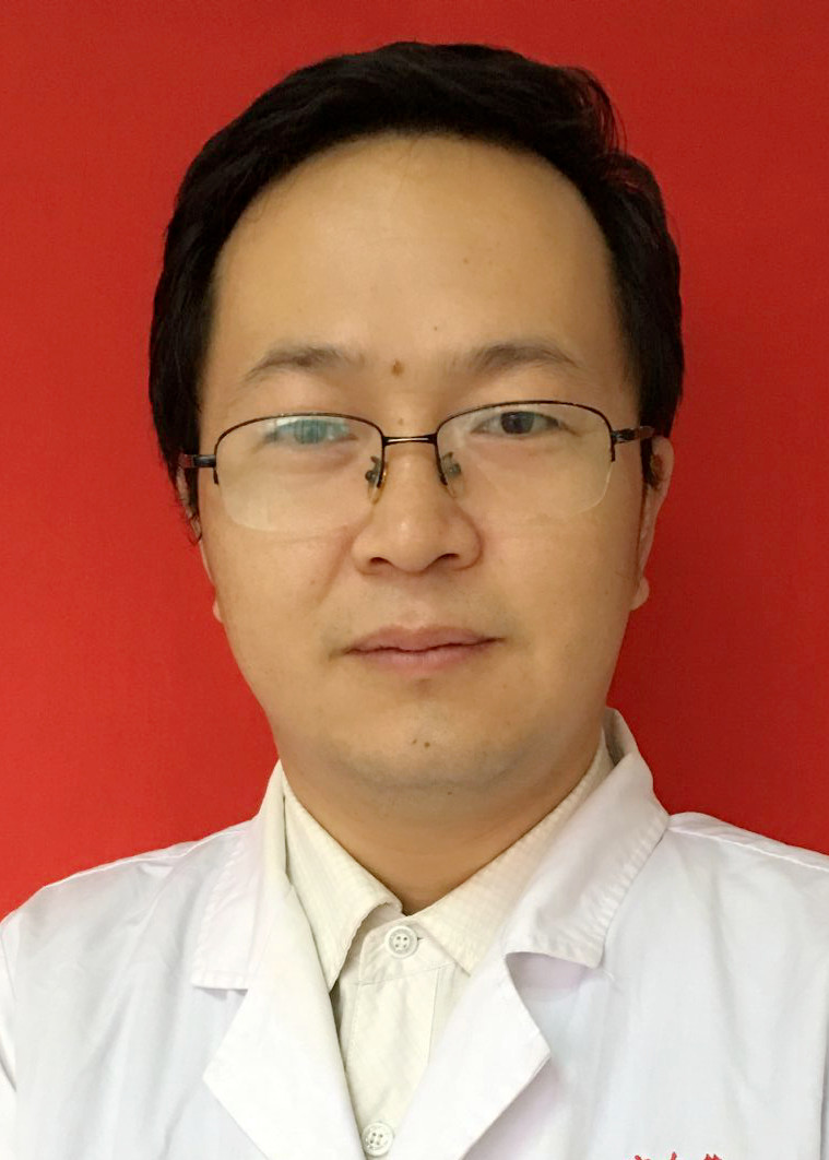 萬(wàn)坤 副主任藥師/副教授